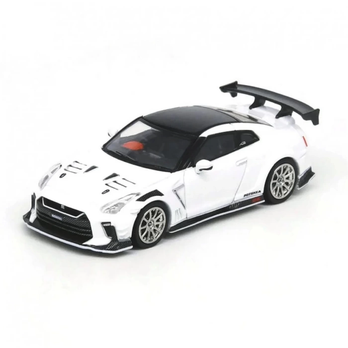 Inno 1/64 Nissan GT-R (R35) TOP SECRET Tokyo Auto Salon 2021