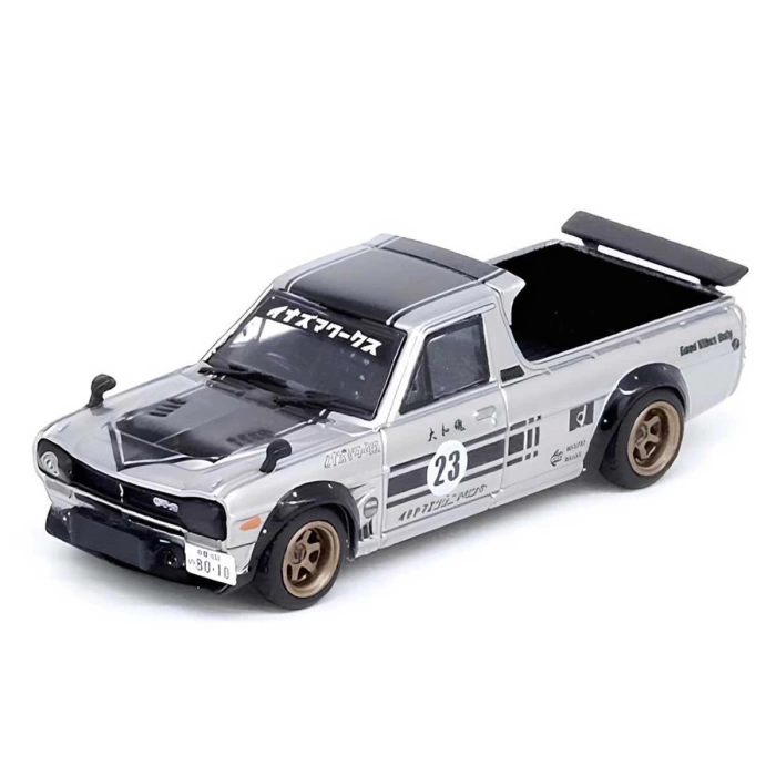 Inno 1:64 Nissan Sunny Hakotora Pick Up Truck