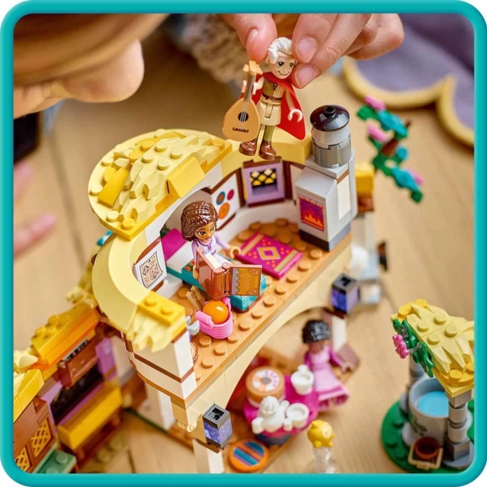 LEGO Disney Ashanın Evi 43231