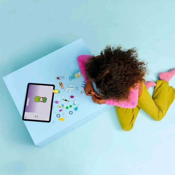 LEGO Friends Dondurma ve Balon Standı 42692