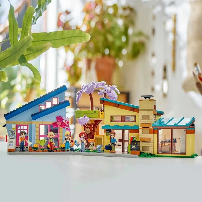 LEGO Friends Olly ve Paisleynin Aile Evleri 42620