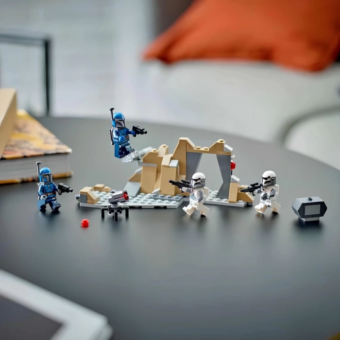 LEGO Star Wars: The Mandalorian Mandalore Pususu Savaş Paketi 75373