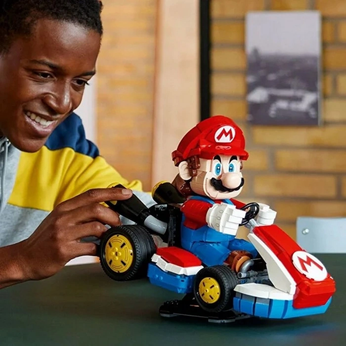 LEGO Super Mario: Mario Kart 72037