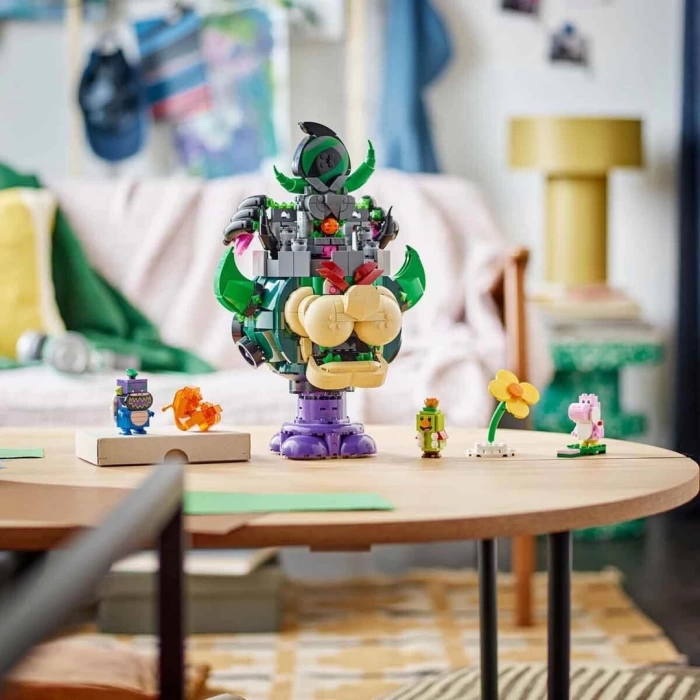 LEGO Super Mario Prince Florian ve Castle Bowser 72042