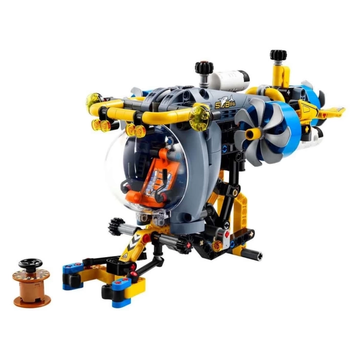 LEGO Technic Derin Deniz Araştırma Denizaltısı 42201