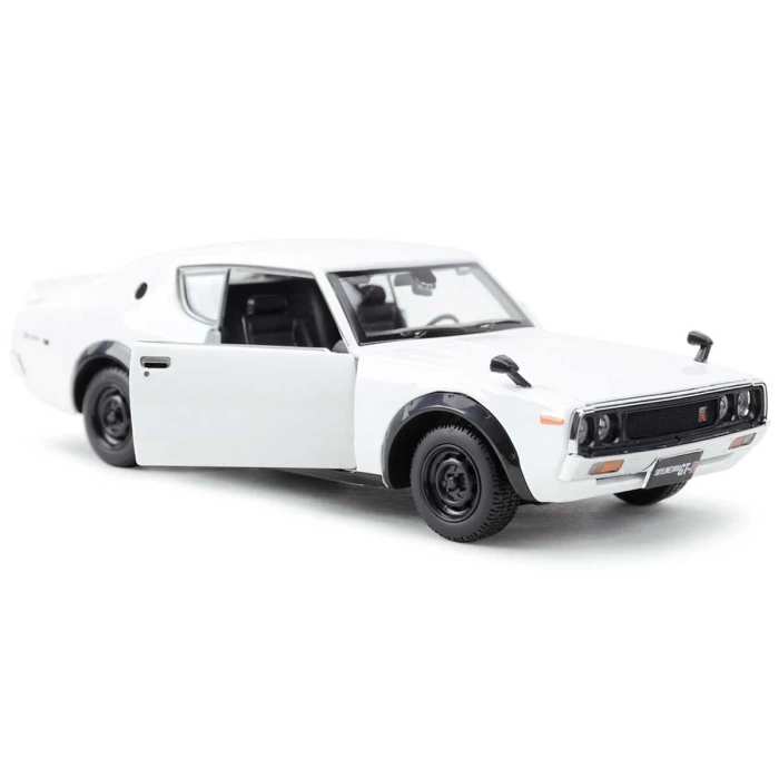 Maisto 1/24 1973 Nissan Skyline 2000GT-R KPGC110