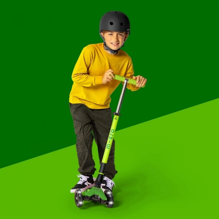 Micro Maxi Deluxe Foldable Neon LED Parrot Green