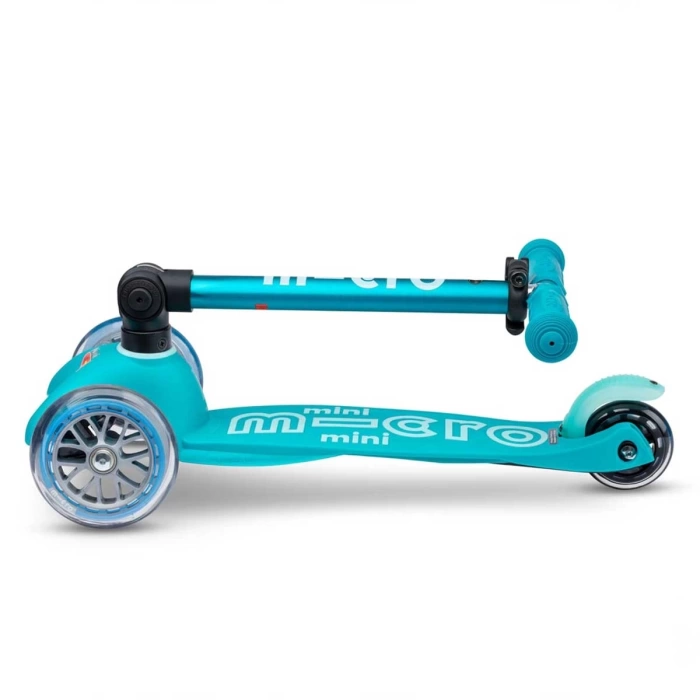 Micro Mini Micro Deluxe Foldable 3 Tekerlekli Scooter Aqua