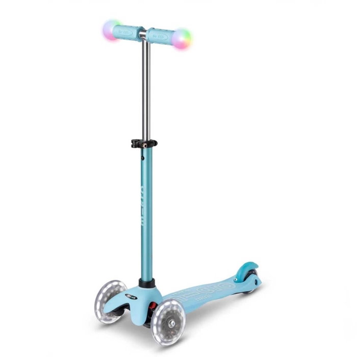 Micro Mini2Grow Deluxe Magic LED 3 Tekerlekli Scooter Blue