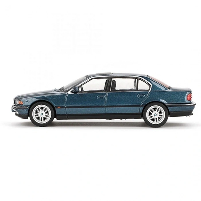Mini GT 1/6 BMW 750IL Sorrento BlueMetallic - Blister Paket