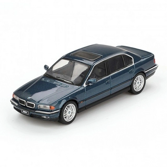 Mini GT 1/64 BMW 750IL Sorrento BlueMetallic