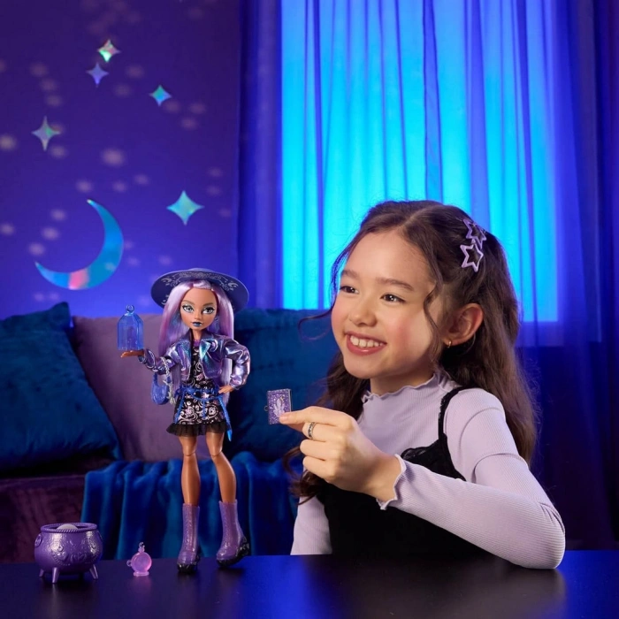 Moonspell Magic By Monster High Layla Stone Bebek