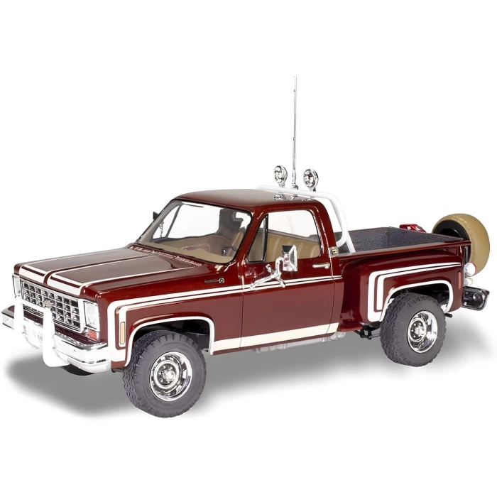 Revell 76 Chevy Sports Stepside Pickup