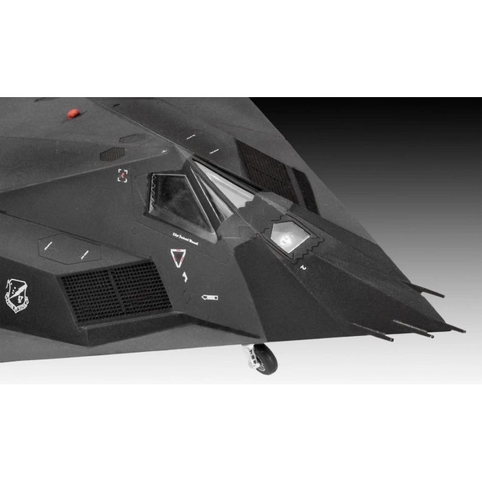 Revell F-117 Stealth Fighter