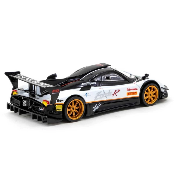 Tarmac Works 1:64 Pagani Zonda Revolución Bianco Benny