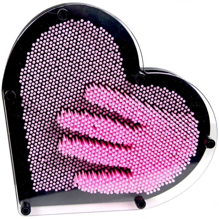 Pinart 3D Kalp Çivili Tablo 21 cm