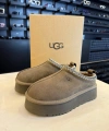 UGG SHOE