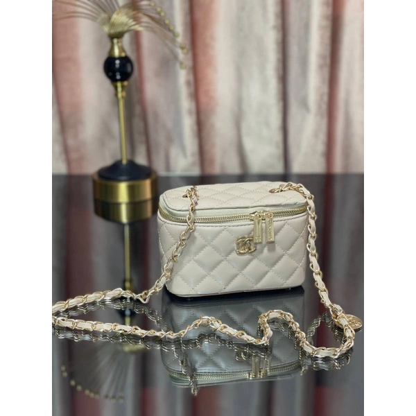 EMMA MODEL BAG