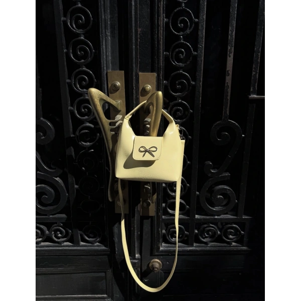 GİGİ MODEL SARI ÇANTA