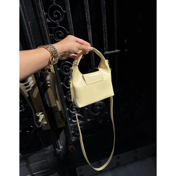 GİGİ MODEL SARI ÇANTA