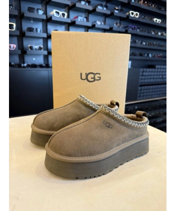 UGG SHOE