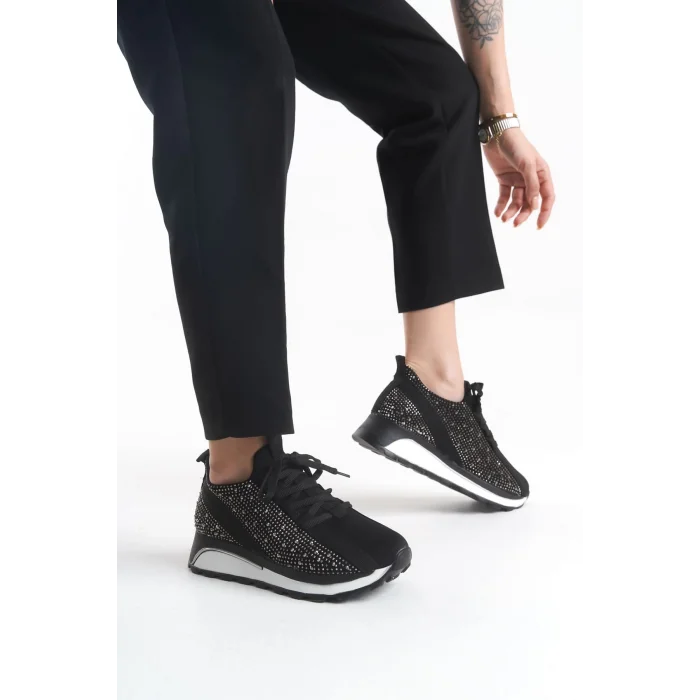 ALYA Bağcıklı Ortopedik Taban Taşlı Kadın Sneaker Spor Ayakkabı BT - Siyah