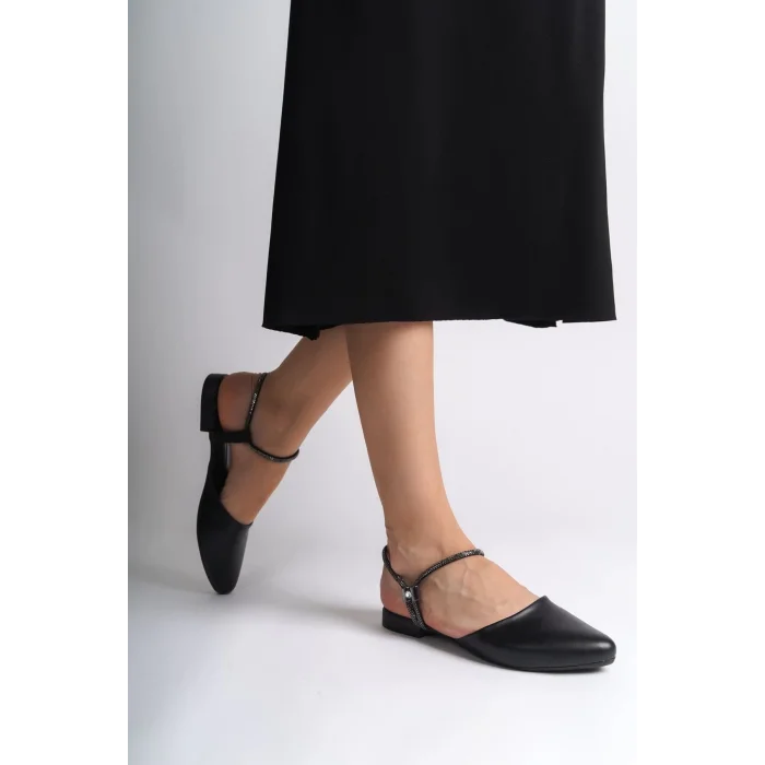 ARIANA Lastikli Ortopedik Rahat Taban Bilekten Taş Detaylı Kadın Babet Ayakkabı  ST - Siyah