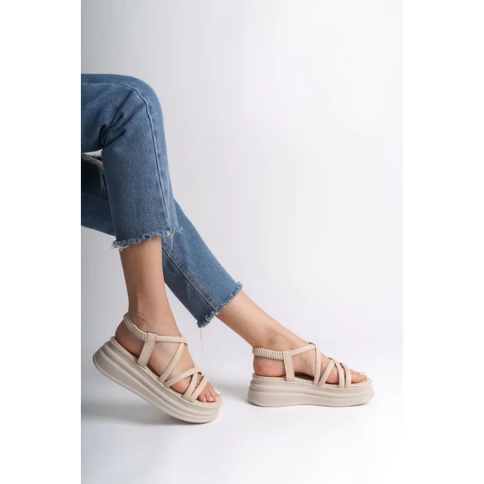 BELLA Lastikli Şerit Detaylı Ortopedik Taban Kadın Sandalet KT - Krem