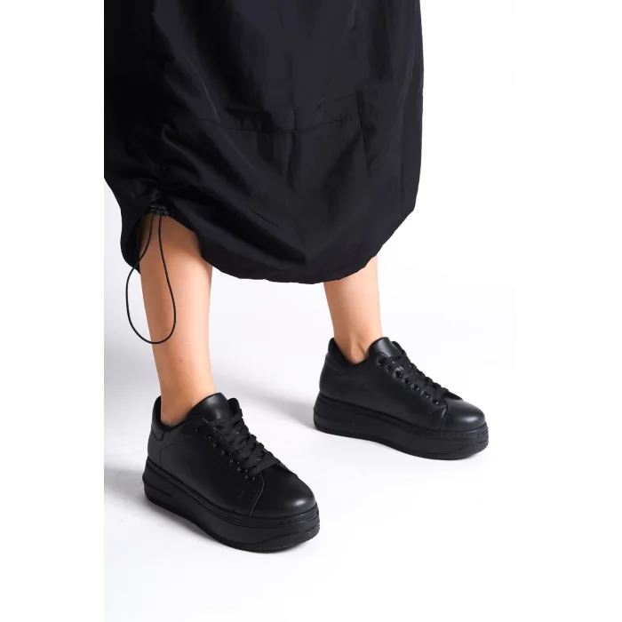 BIANA Bağcıklı Ortopedik Taban Kadın Sneaker Spor Ayakkabı ST - Siyah