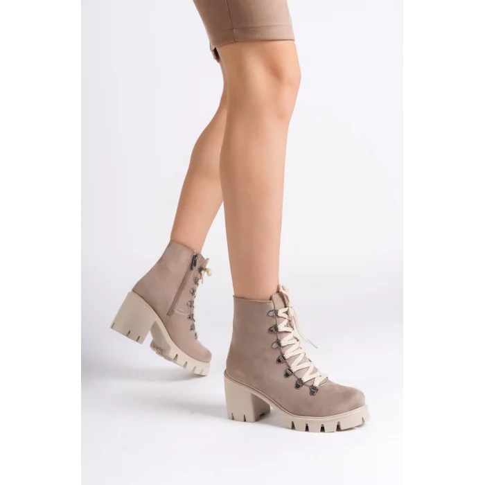 EMMA Bağcıklı Fermuarlı Ortopedik Taban Topuklu Süet Kadın Bot  TT - Ten