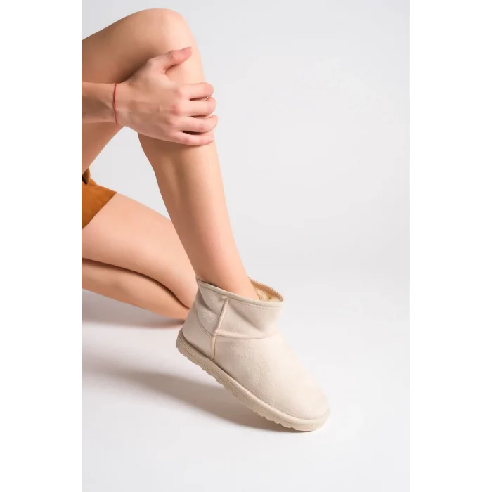 JOLIE Bağcıksız Düz Taban İçi Kürklü Kısa Süet Kadın Bot KT - Krem
