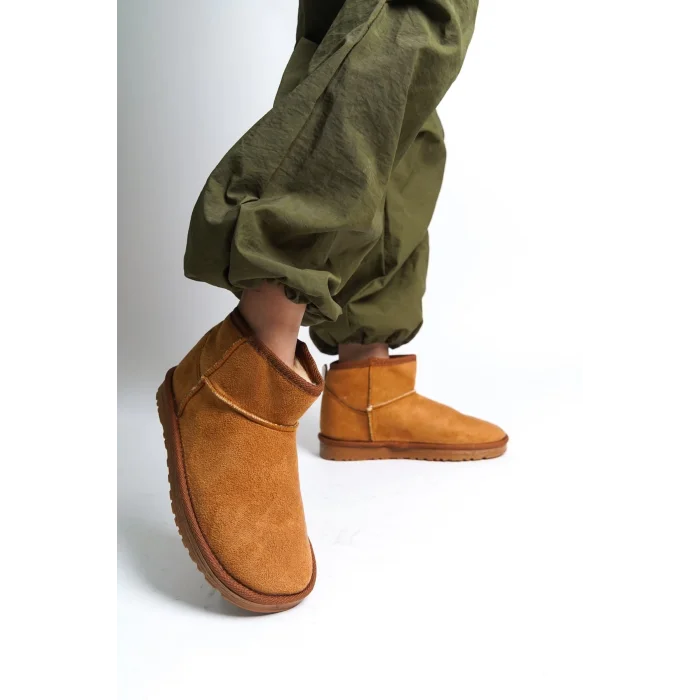 JOLIE Bağcıksız Düz Taban İçi Kürklü Kısa Süet Kadın Bot  TT - Taba