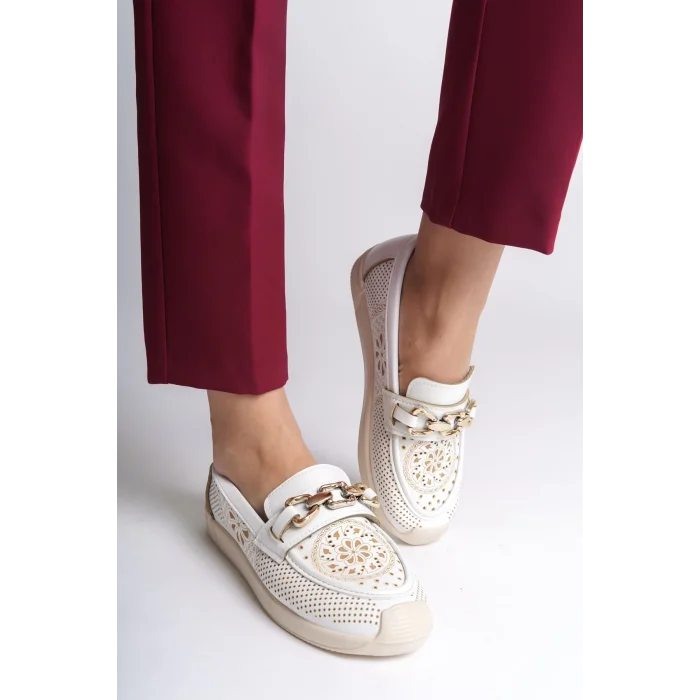 LAYLA Bağcıksız Ortopedik Rahat Taban Çiçek Desenli Kadın Babet Ayakkabı  KT - Beyaz