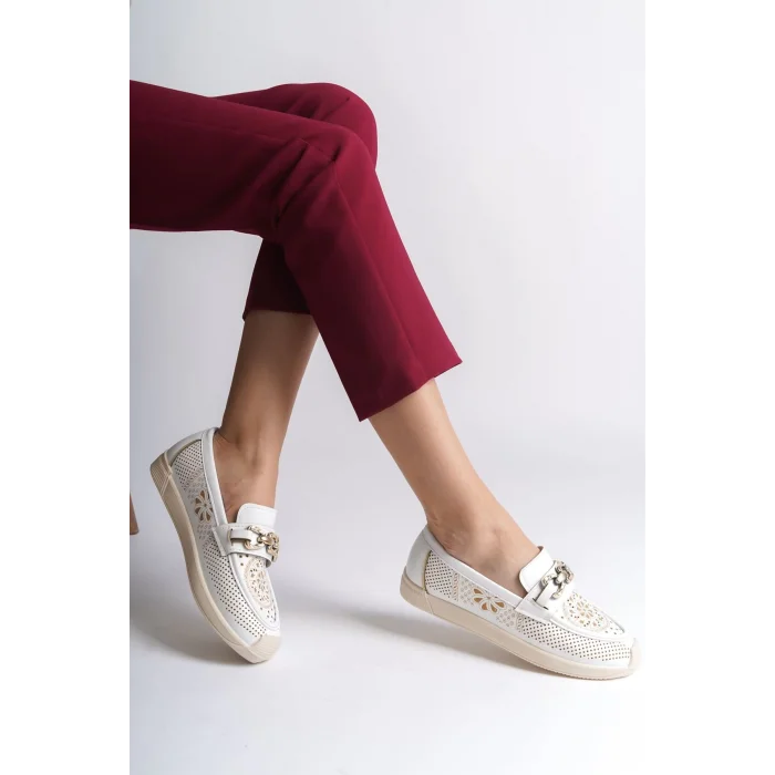 LAYLA Bağcıksız Ortopedik Rahat Taban Çiçek Desenli Kadın Babet Ayakkabı  KT - Beyaz