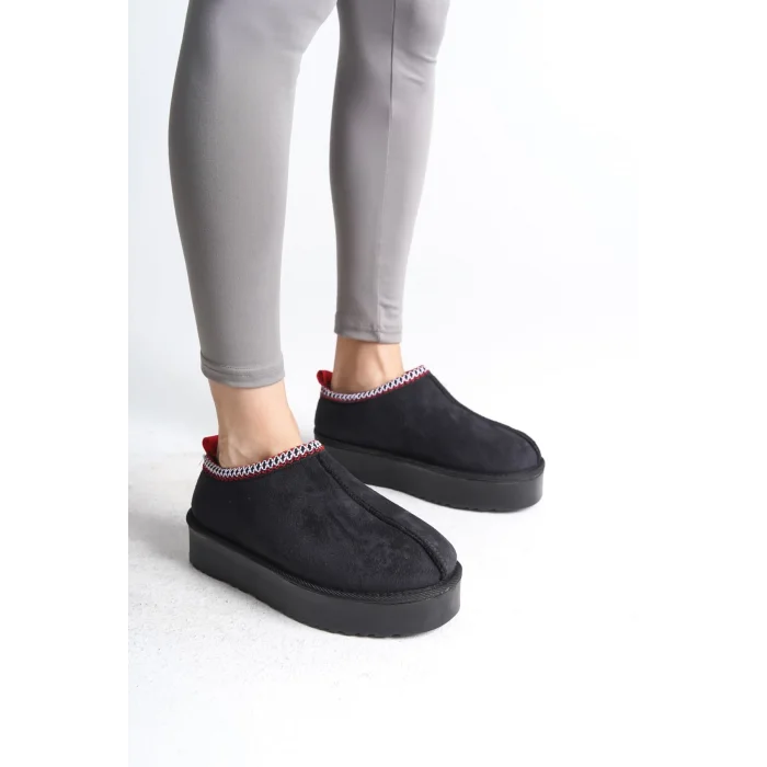 LEILA Bağcıksız Düz ve Kalın Taban İçi Kürklü Kısa Süet Kadın Bot  ST - Siyah