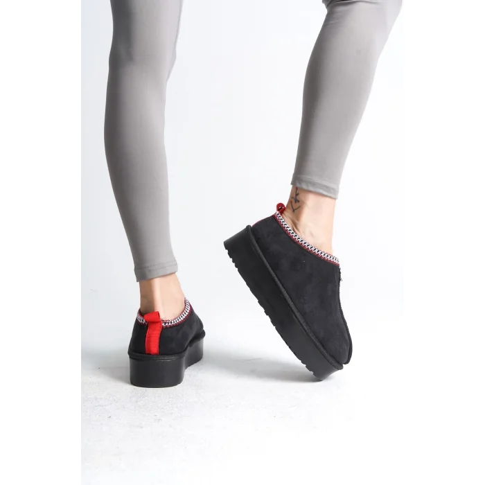 LEILA Bağcıksız Düz ve Kalın Taban İçi Kürklü Kısa Süet Kadın Bot  ST - Siyah