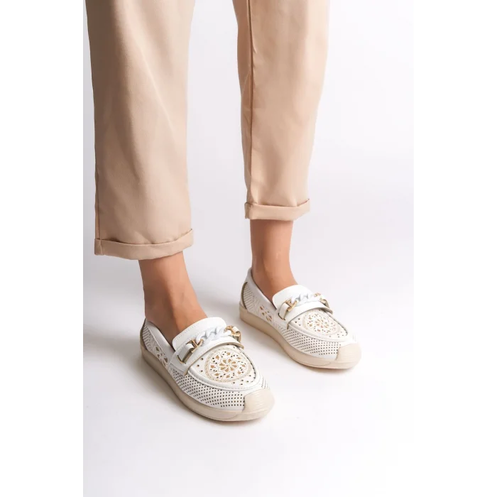 LIZY Bağcıksız Ortopedik Rahat Taban Çiçek Desenli Kadın Babet Ayakkabı  KT - Beyaz