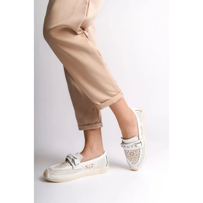 LIZY Bağcıksız Ortopedik Rahat Taban Çiçek Desenli Kadın Babet Ayakkabı  KT - Beyaz