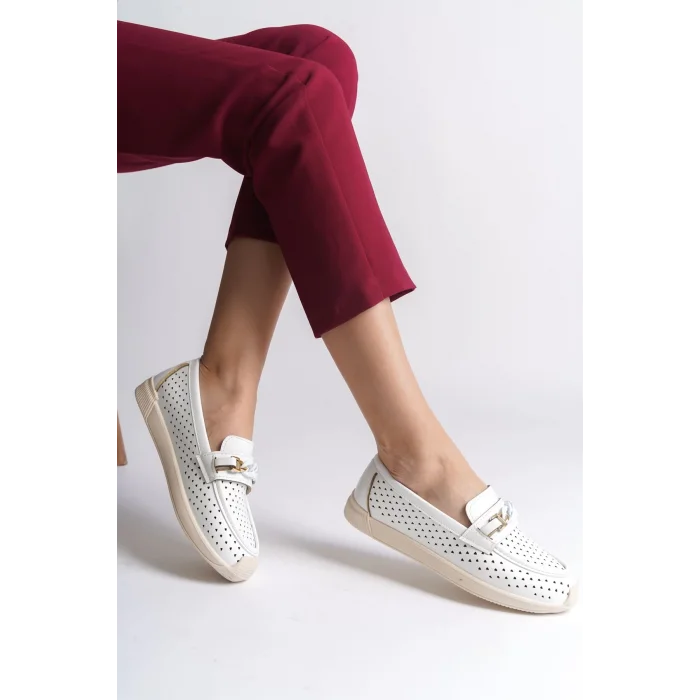 LIZY Bağcıksız Ortopedik Rahat Taban Kalp Desenli Kadın Babet Ayakkabı  KT - Beyaz