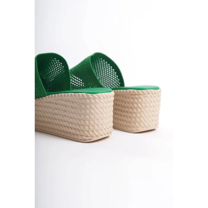MARLA Dolgu Topuklu Ortopedik Taban Hasır Görünümlü Triko Kadın Terlik  KT - Yeşil