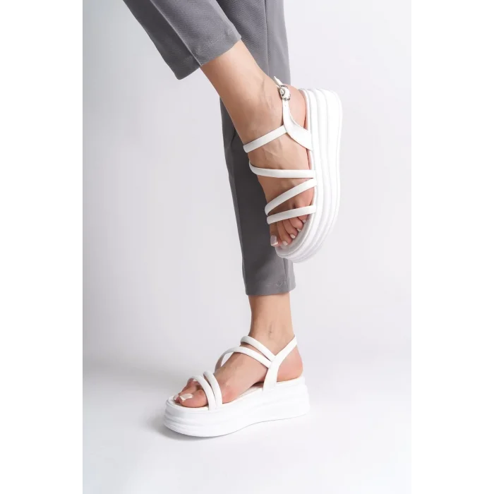 NATALIE İnce Tokalı Şerit Detaylı Ortopedik Taban Kadın Sandalet BT - Beyaz