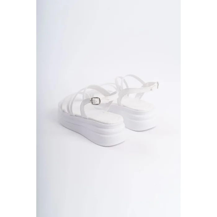 NATALIE İnce Tokalı Şerit Detaylı Ortopedik Taban Kadın Sandalet BT - Beyaz