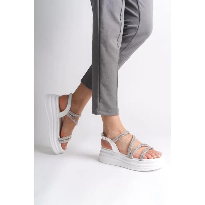 RILEY İnce Tokalı Taşlı Şeritli Ortopedik Taban Kadın Sandalet BT - Beyaz