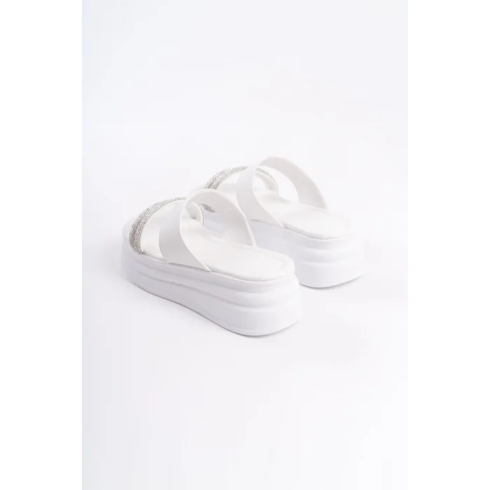 SARAH Düz Topuklu Taşlı Şeritli Kalın ve Ortopedik Taban Kadın Terlik  BT - Beyaz