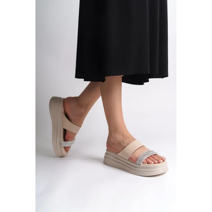 SARAH Düz Topuklu Taşlı Şeritli Kalın ve Ortopedik Taban Kadın Terlik  KT - Krem