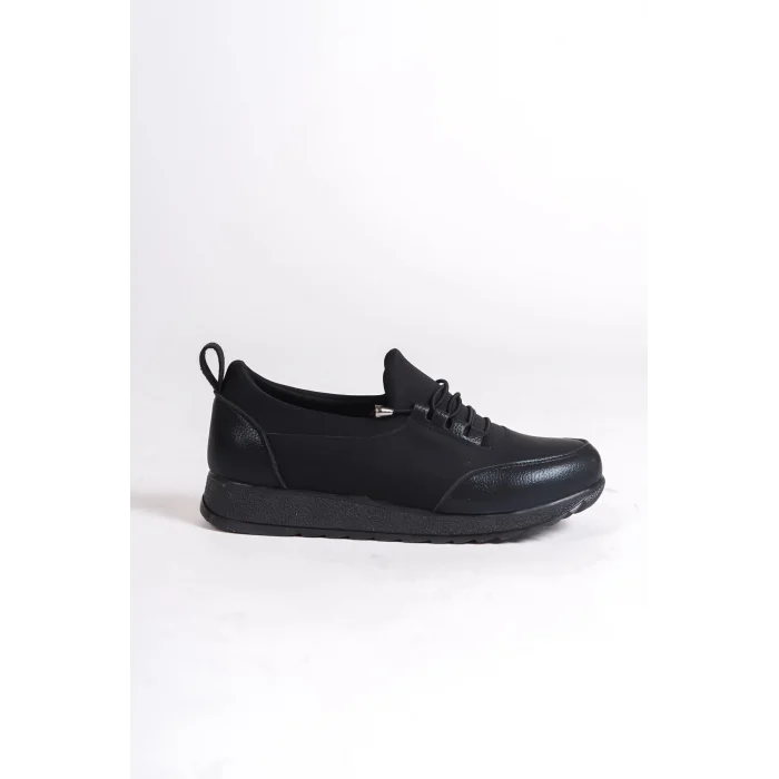 VIOLET Bağcıklı Lastikli Ortopedik Rahat Taban Cilt Detaylı Klasik Kadın Babet Anne Ayakkabısı ST - Siyah