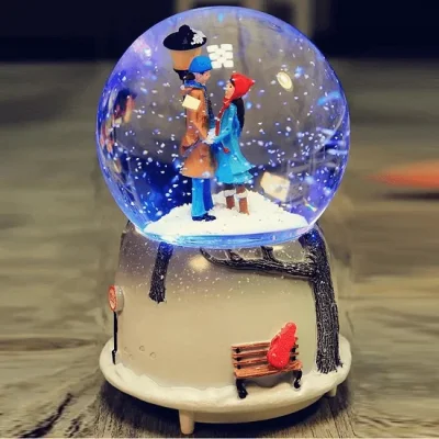 Kar Tanesi Kar Küresi Aşıkları