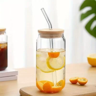 Bambu Kapaklı Pipetli Isıya Dayanıklı Cam Bardak 550 ml