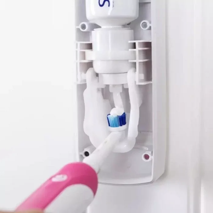 Otomatik diş macunu sıkacağı ve fırça tutacağı