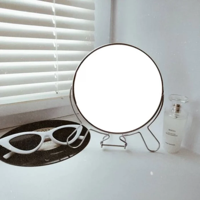 Çift Yönlü Büyüteçli Makyaj Aynası